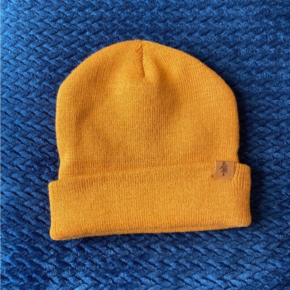 NWOT Beanie Hat Rust Color - Picture 6 of 6